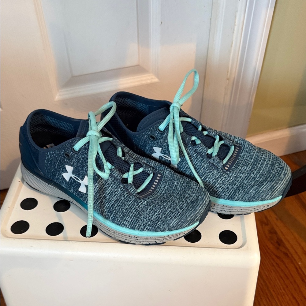 Under Armour Teal and Navy Athletic Shoes